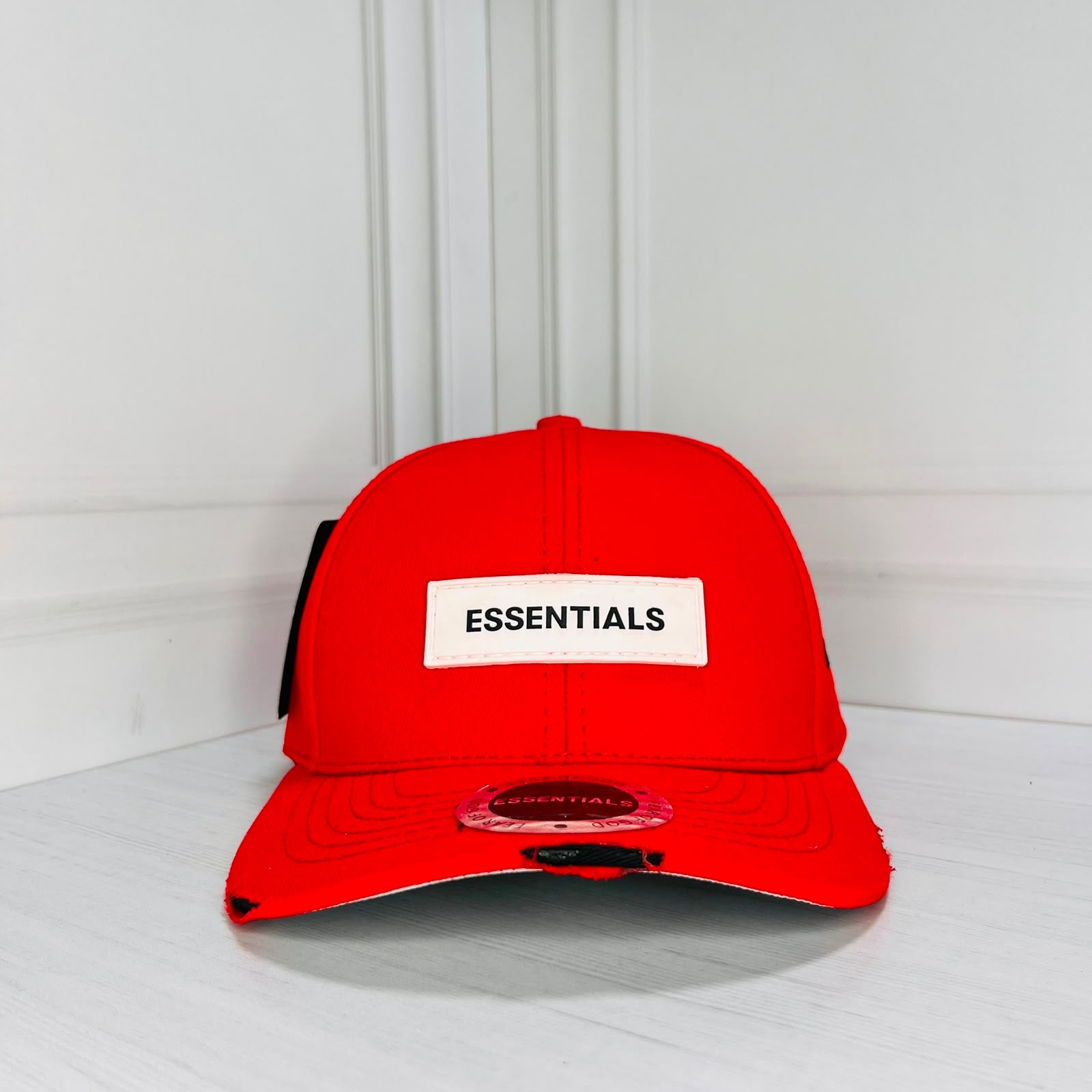 Gorra Essentials Roja Vintage