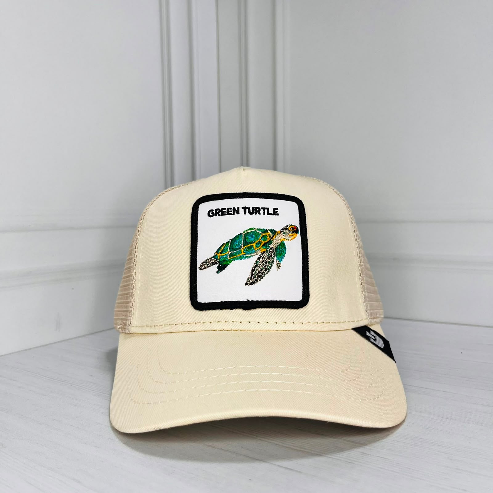 Gorra Trucker Green Turtle Beige
