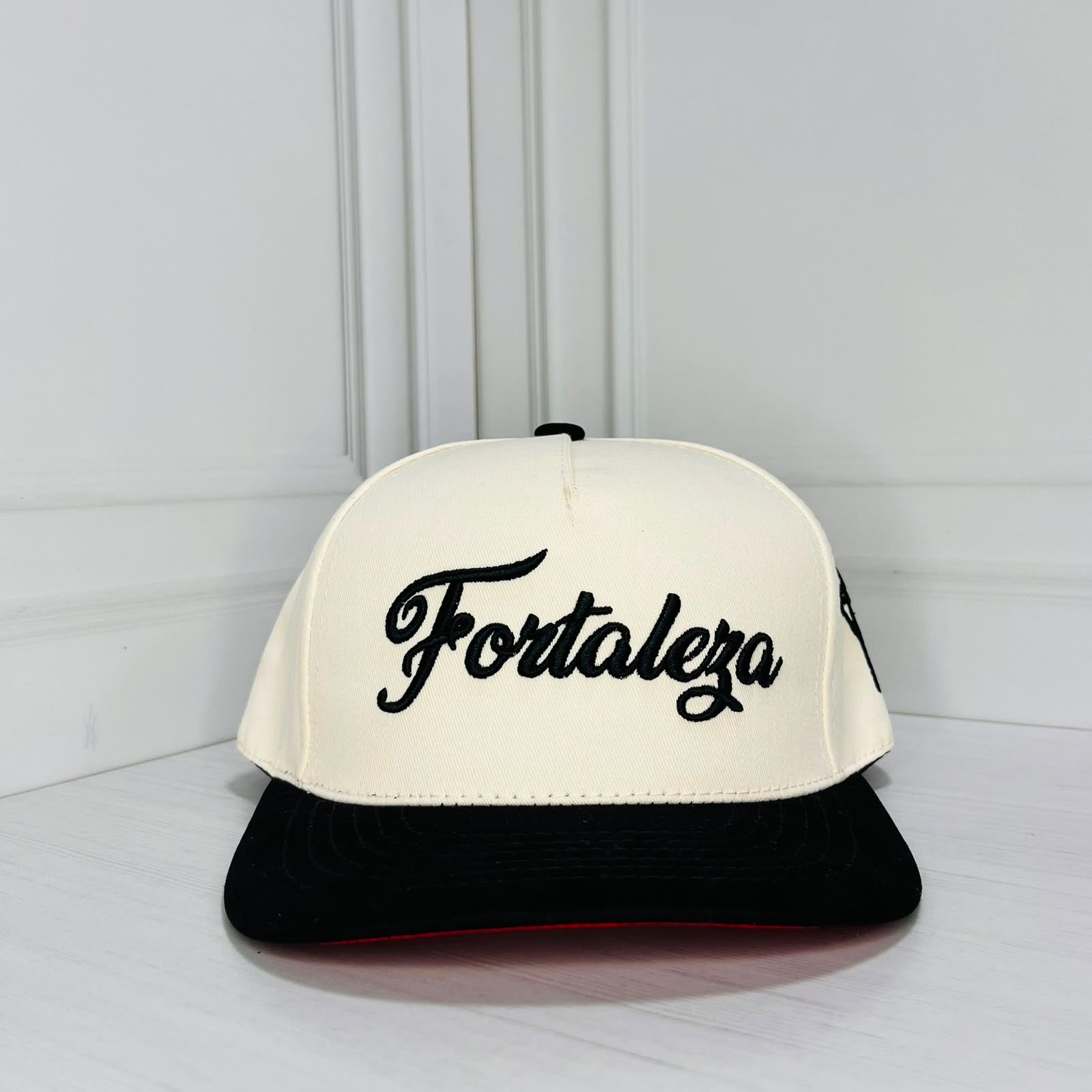 Gorra Fortaleza Black & White